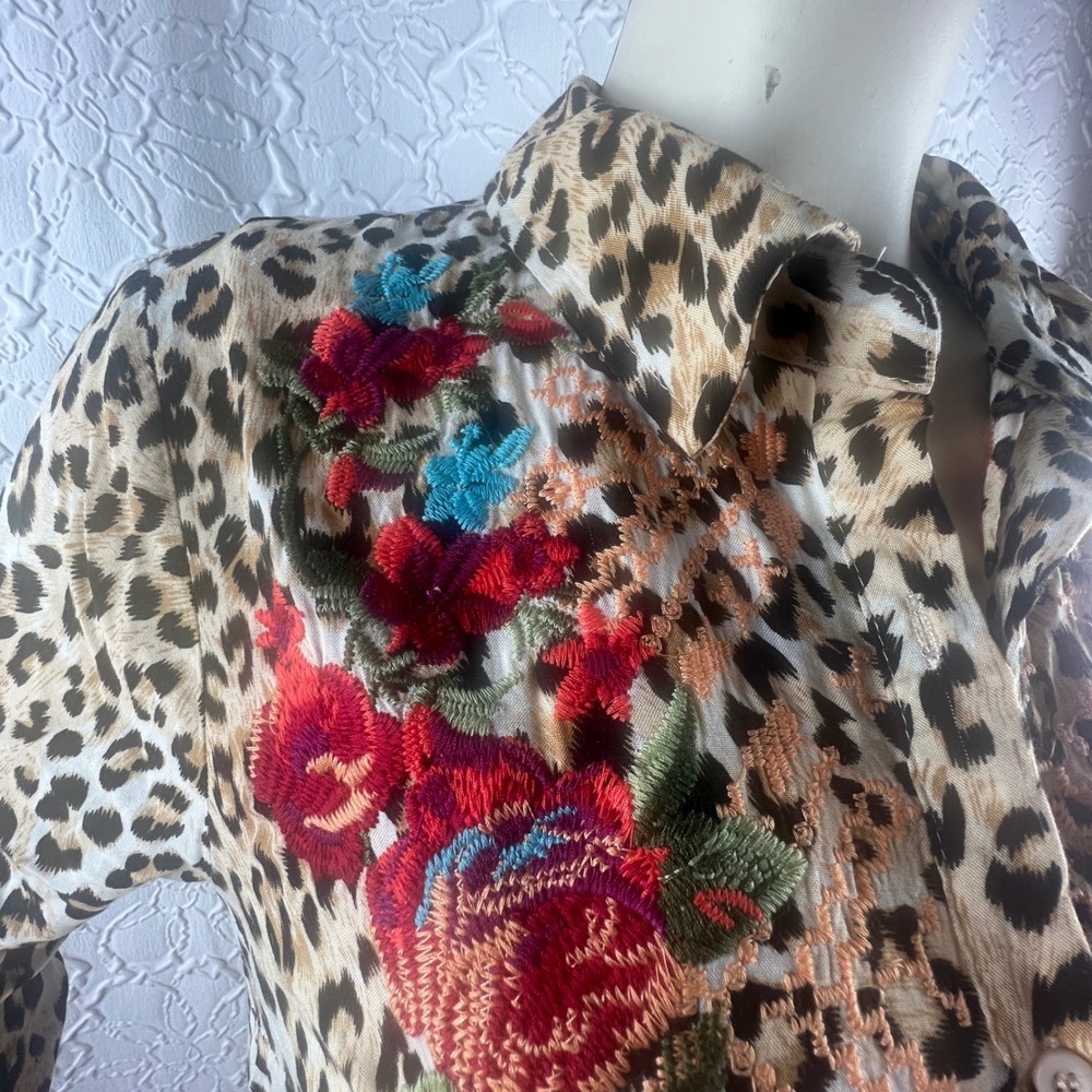 Savanna Jane Leopard Floral Embroidered Button Down Maxi Shirt Dress Size M - Picture 6 of 11